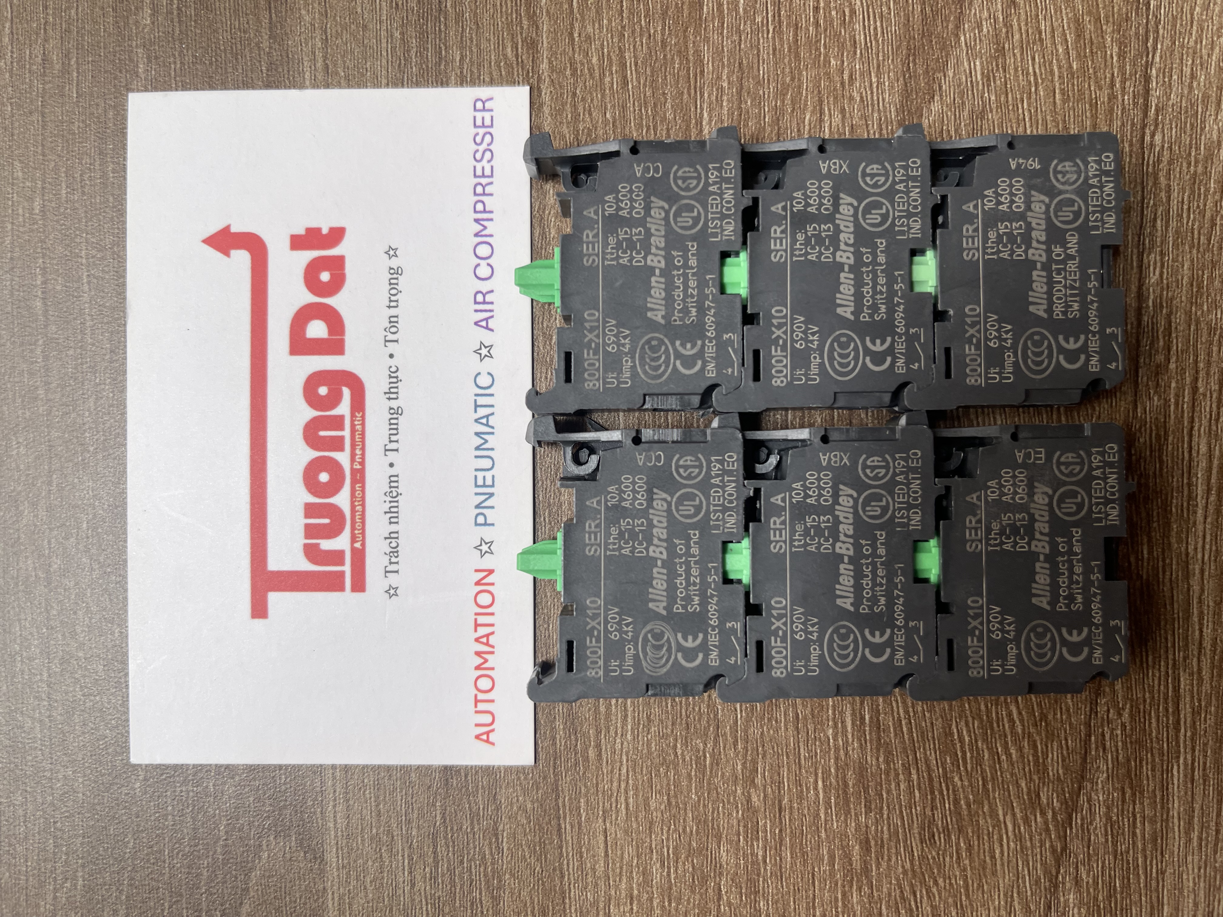 800F-X10 Allen-Bradley Tiếp điểm phụ