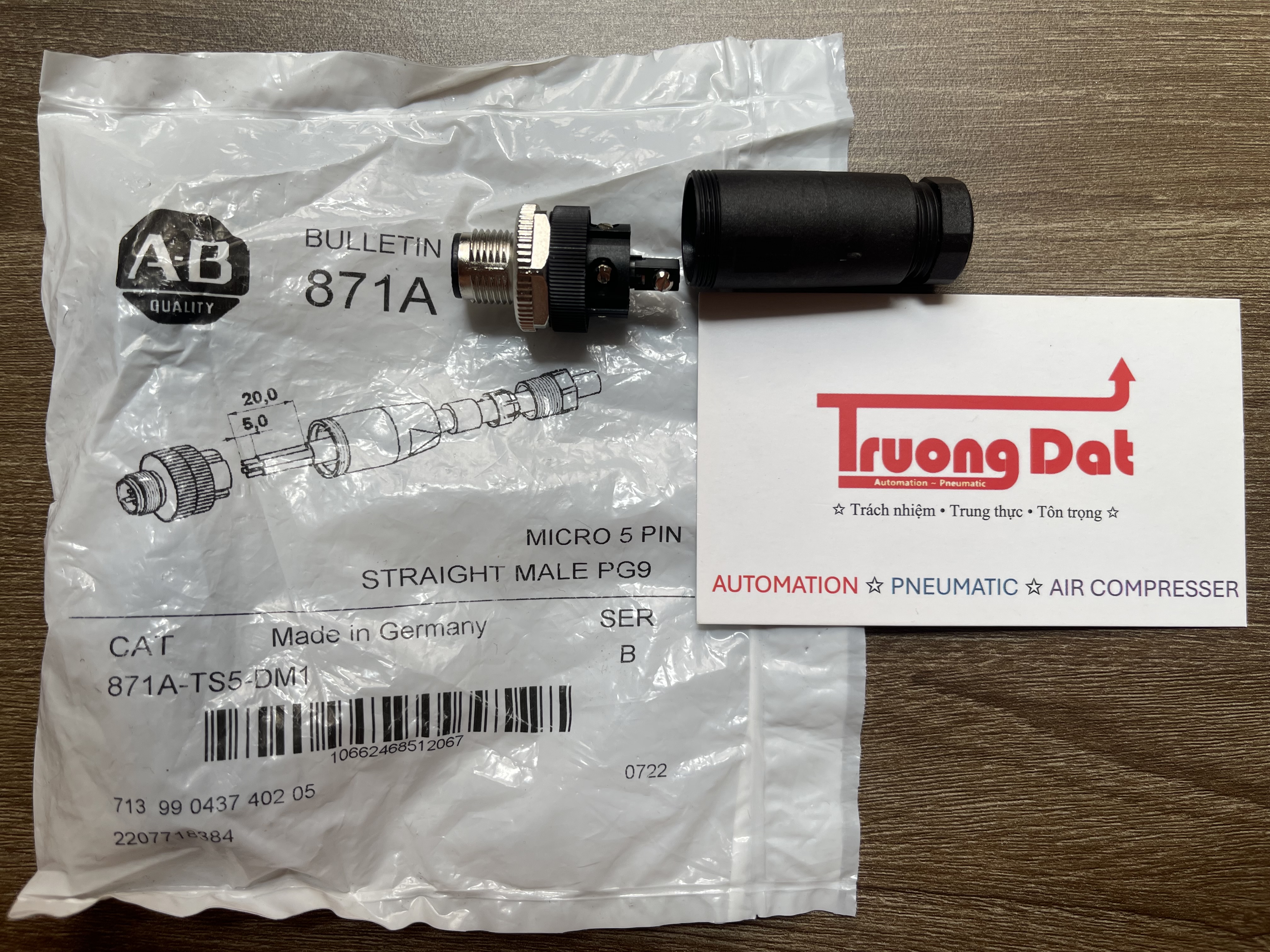 871A-TS5-DM1 Allen-Bradley Đầu nối cáp