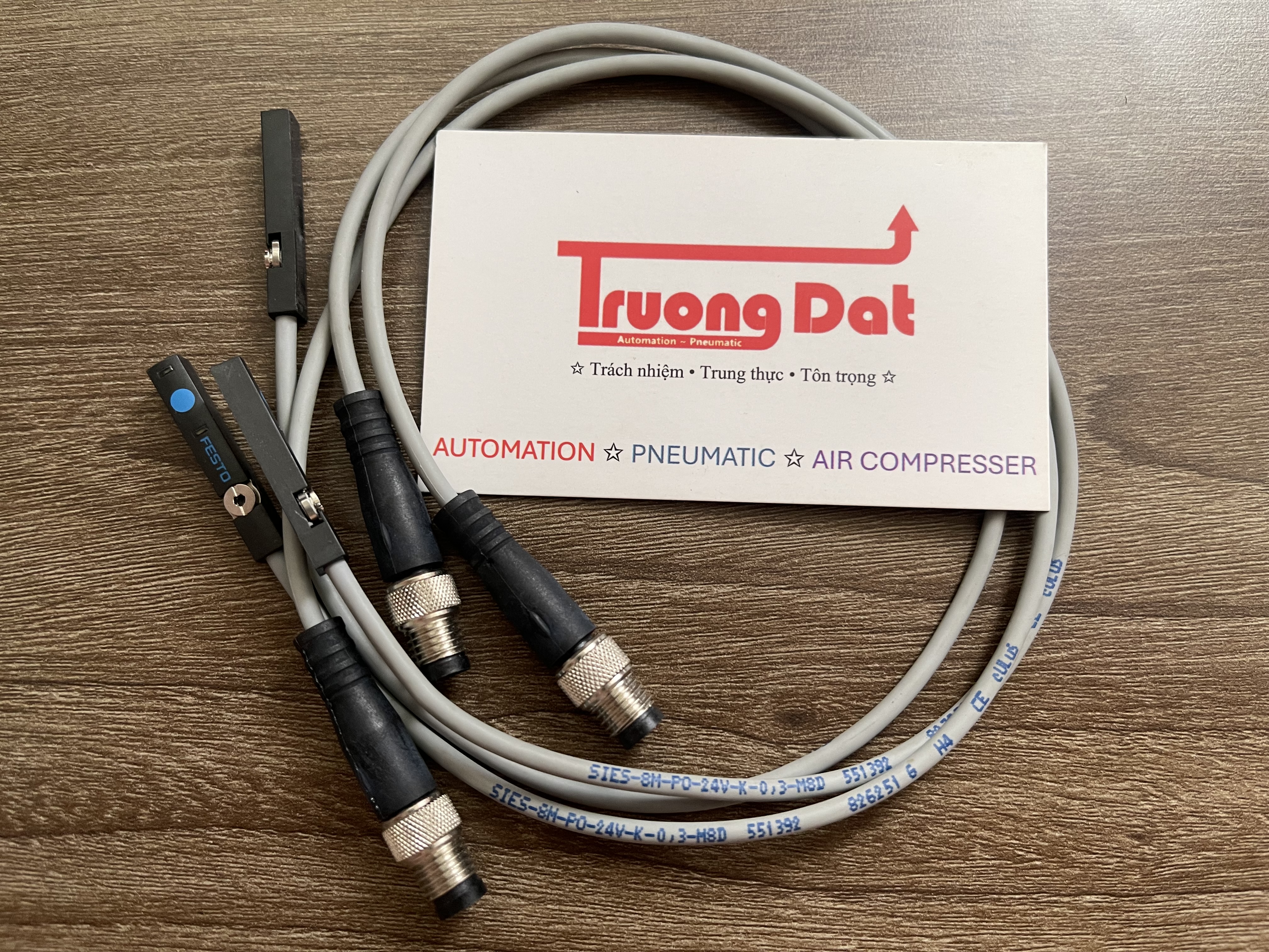 Cảm biến tiệm cận FESTO SIES-8M-PO-24V-K-0,3-M8D (5513920)