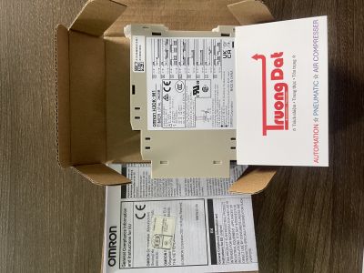Bộ đặt thời gian OMRON H3DK-M1 24-240VAC/DC