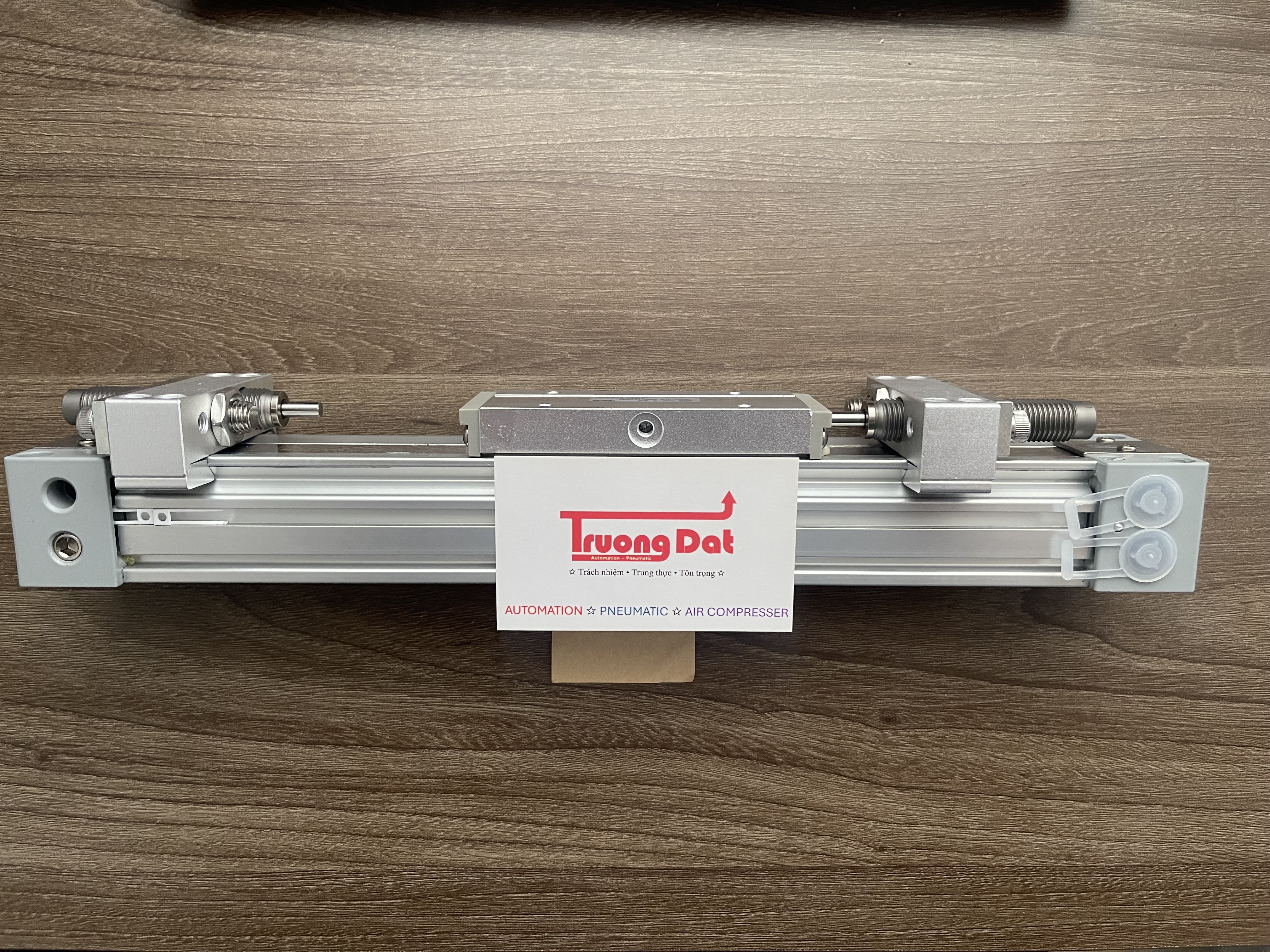 Xy lanh SMC MY1B25-130H